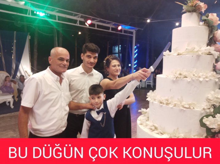 KONUK AİLESİNİN MUTLU GÜNÜ 