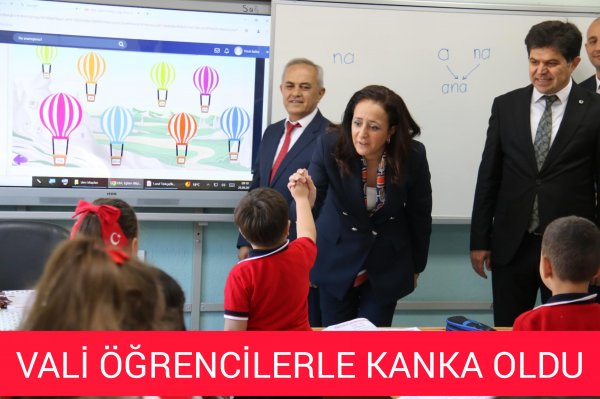 VALİ ÖĞRENCILERLE YAKIN DURMANIN FORMÜLÜNÜ BULMUŞ