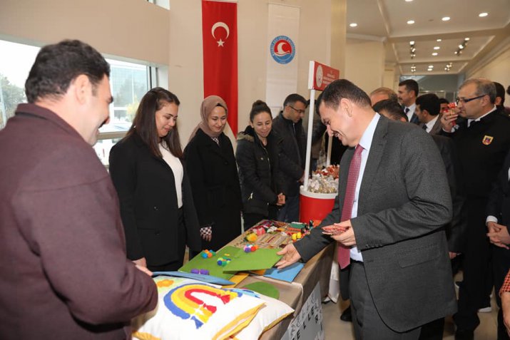 VALİ ARSLANTAŞ ENGELİLERİ UNUTMADI
